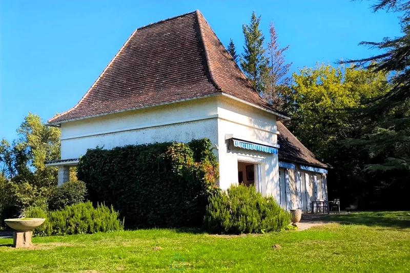 Maison - 160 m² - 5 pièces