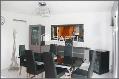Maison - 94 m² - 6 pièces