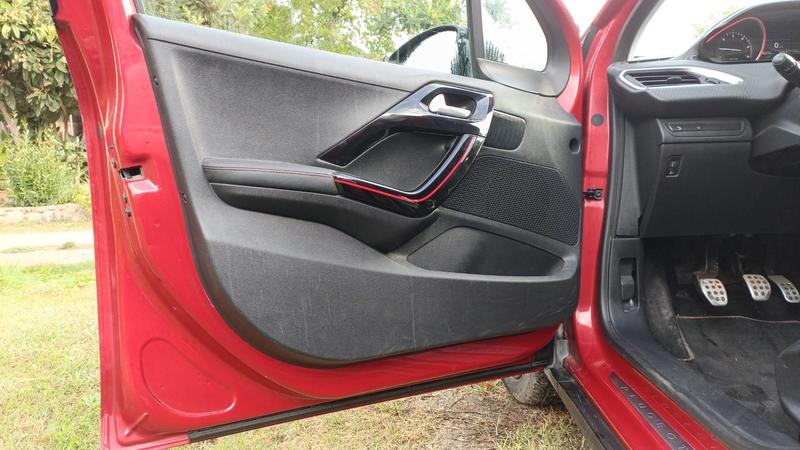 Peugeot 2008 I 1.6 BlueHdi 120 Gt Line - 5 places