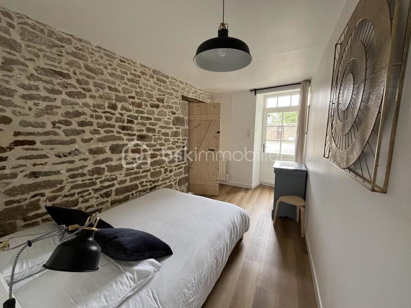 Local commercial - 92 m² - 4 pièces