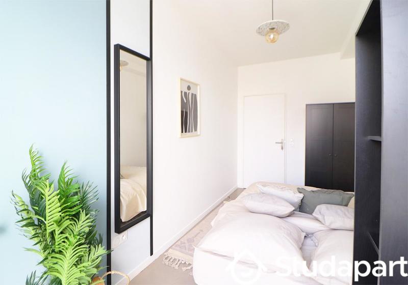 Chambre - 11 m² - 1 pièce