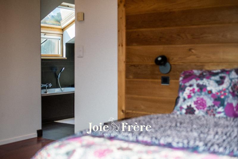 Villa - 233 m² - 8 pièces