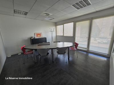 Bureau - 162 m²
