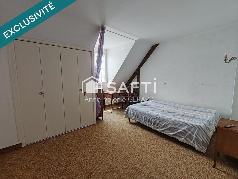 Maison - 216 m² - 10 pièces