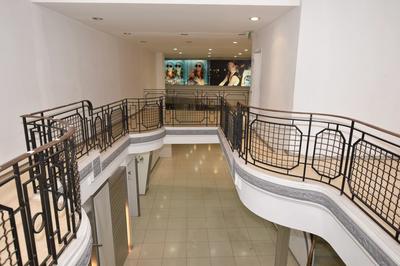 Local commercial - 357 m²