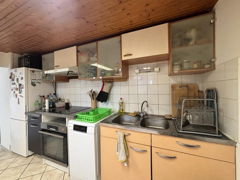 Appartement - 90 m² - 4 pièces