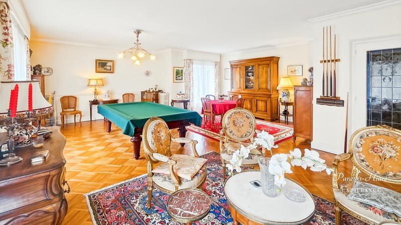 Appartement - 144 m² - 5 pièces