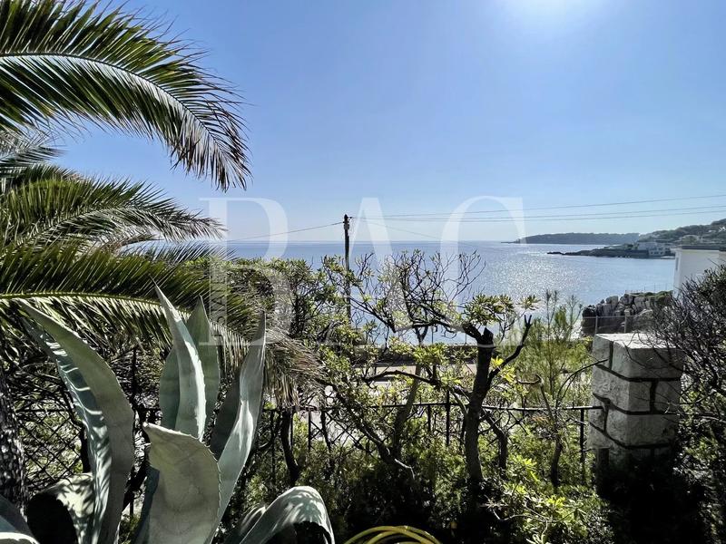 Villa - 250 m² - 7 pièces