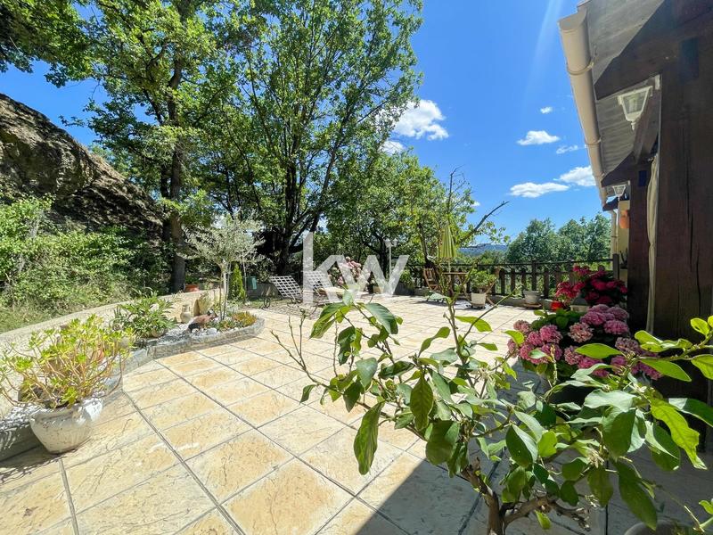 Maison - 123 m² - 5 pièces