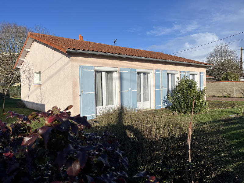 Maison - 92 m² - 4 pièces