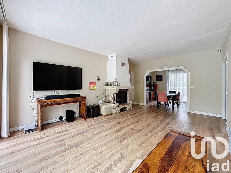 Maison - 180 m² - 8 pièces