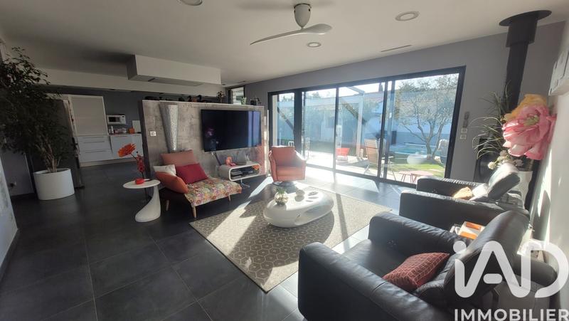 Maison - 187 m² - 5 pièces