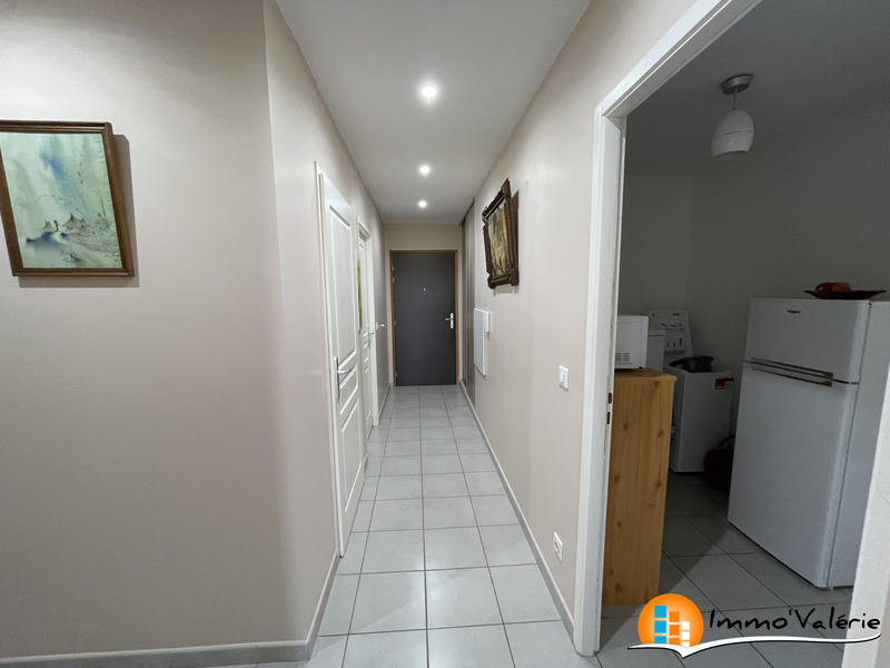 Appartement - 77 m² - 3 pièces