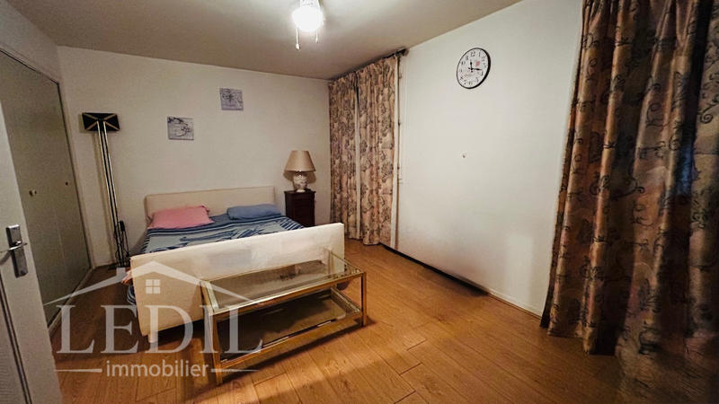 Appartement - 80 m² - 3 pièces