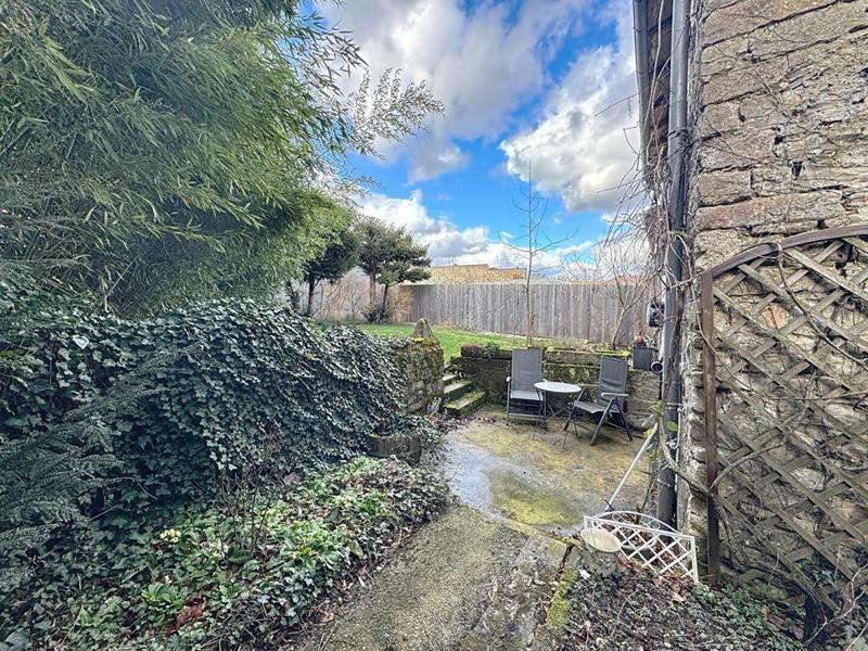 Maison - 220 m² - 6 pièces