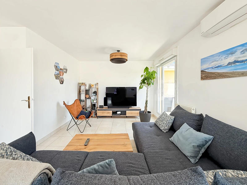 Appartement - 94 m² - 5 pièces