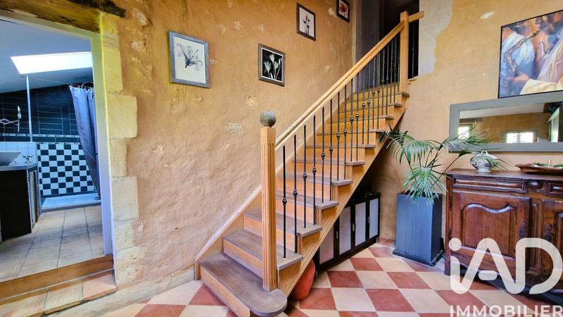 Maison - 200 m² - 8 pièces