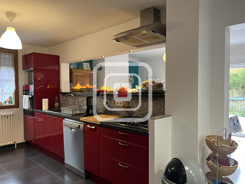 Maison - 141 m² - 6 pièces