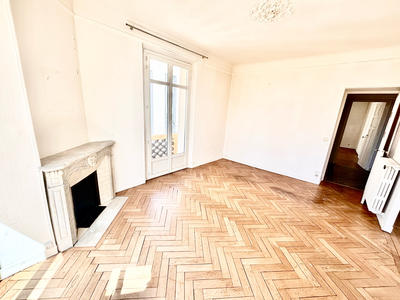 Appartement - 117 m² - 4 pièces