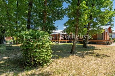 Maison - 238 m² - 8 pièces