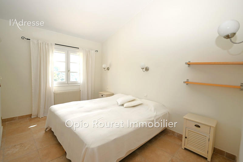 Maison - 195 m² - 7 pièces