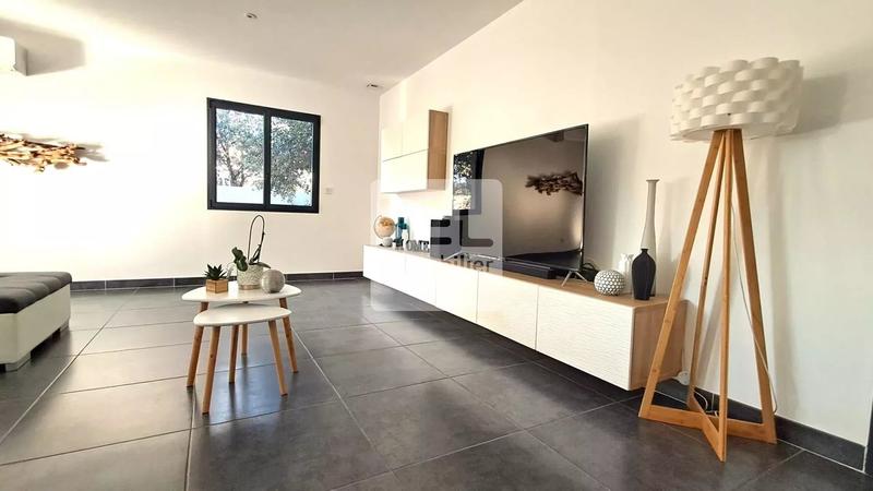 Villa - 190 m² - 7 pièces