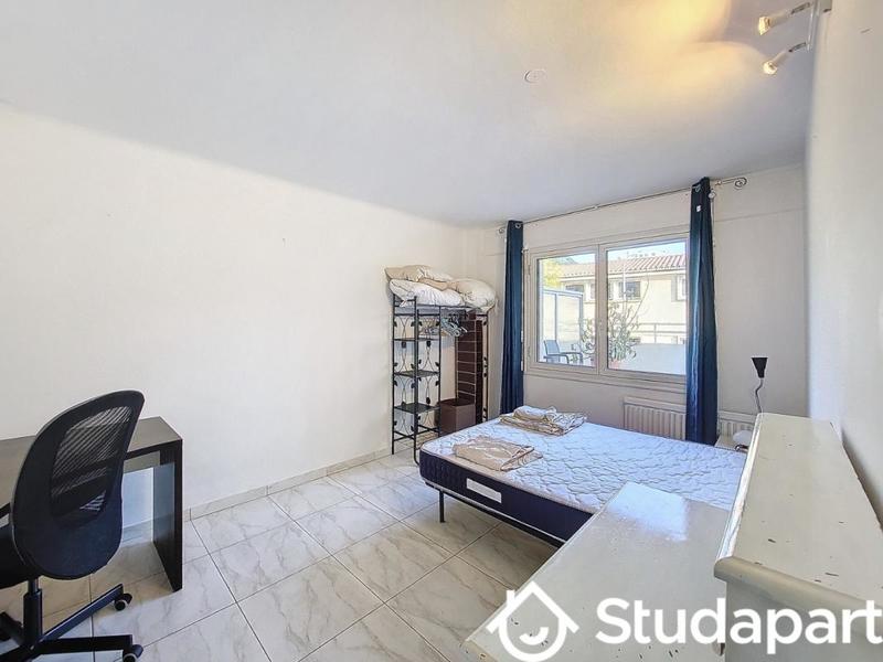 Chambre - 16 m² - 1 pièce