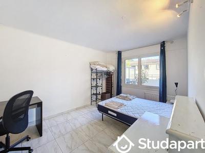 Chambre - 16 m² - 1 pièce