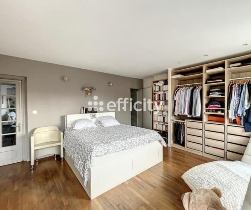 Maison de village - 228 m² - 7 pièces