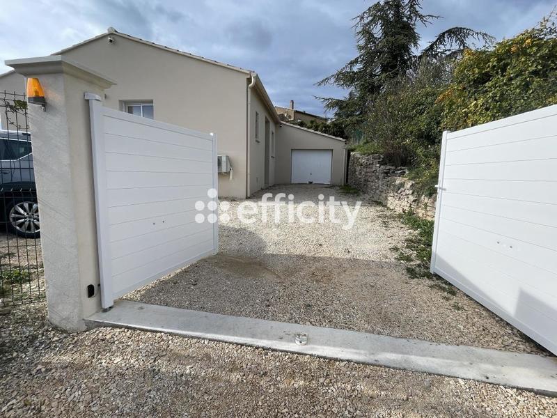 Villa - 90 m² - 4 pièces