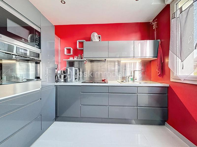 Maison - 120 m² - 6 pièces