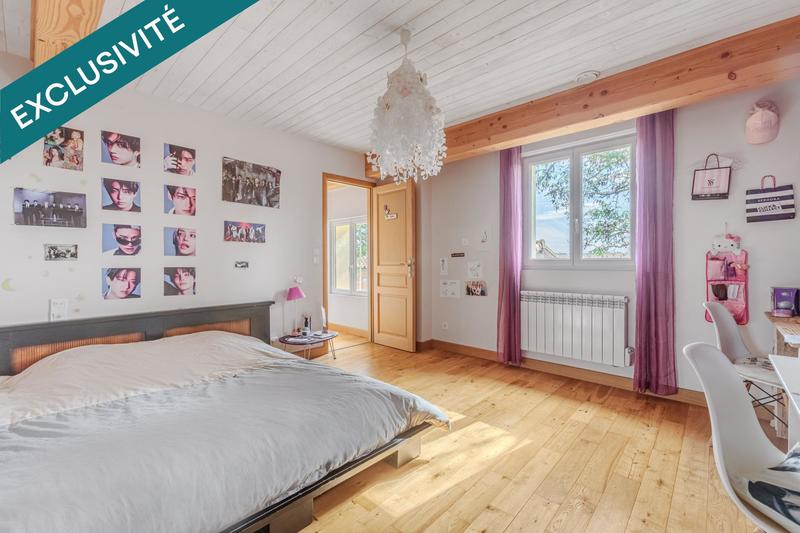 Maison - 440 m² - 11 pièces