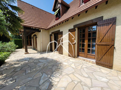 Maison - 133 m² - 5 pièces