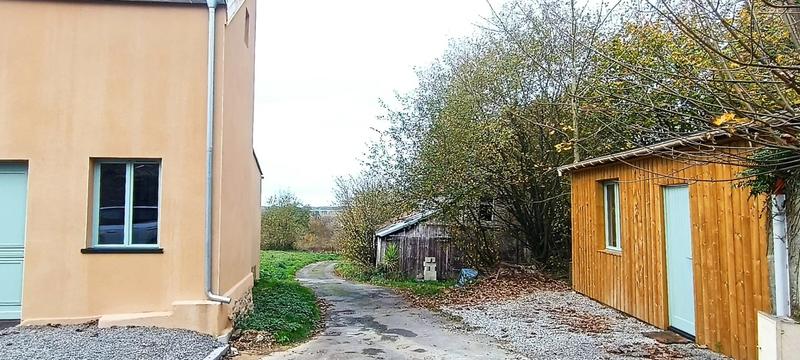 Maison de village - 101 m² - 6 pièces