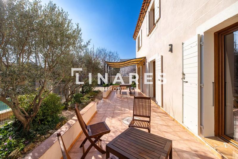 Maison - 162 m² - 6 pièces