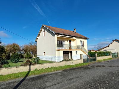 Maison - 120 m² - 6 pièces