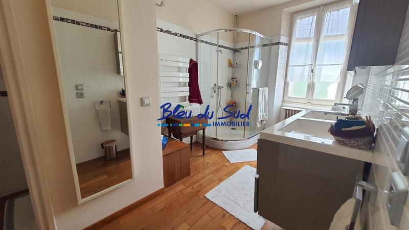 Maison de ville - 196 m² - 10 pièces