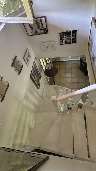 Maison traditionnelle - 174 m² - 6 pièces