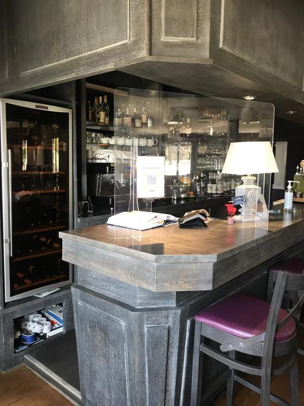 Magasins - 145 m² - 7 pièces