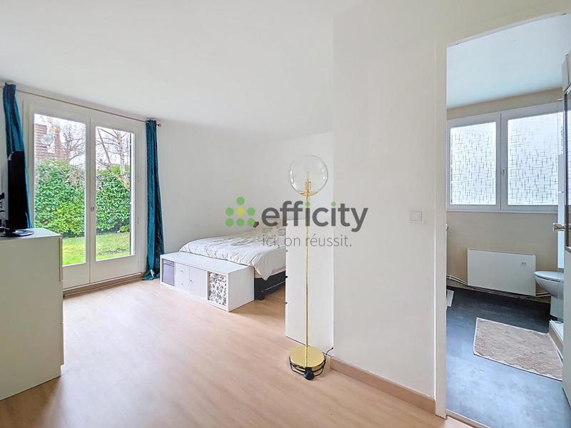 Pavillon - 200 m² - 7 pièces