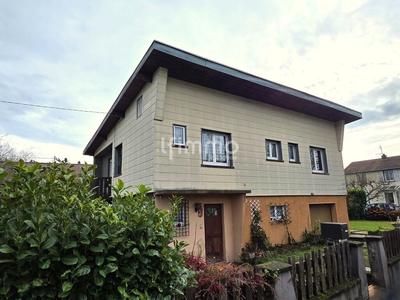 Maison - 124 m² - 6 pièces