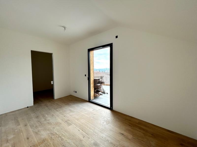 Appartement - 114 m² - 4 pièces