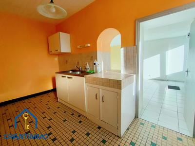 Maison - 84 m² - 3 pièces