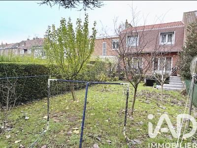 Maison - 98 m² - 4 pièces