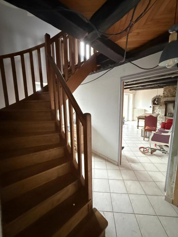 Maison - 144 m² - 7 pièces