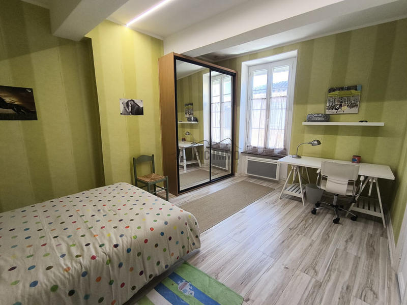 Maison - 160 m² - 5 pièces