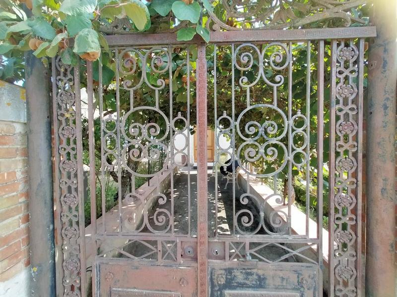 Maison - 330 m² - 6 pièces