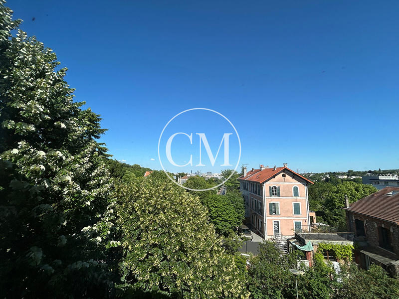 Appartement - 85 m² - 4 pièces