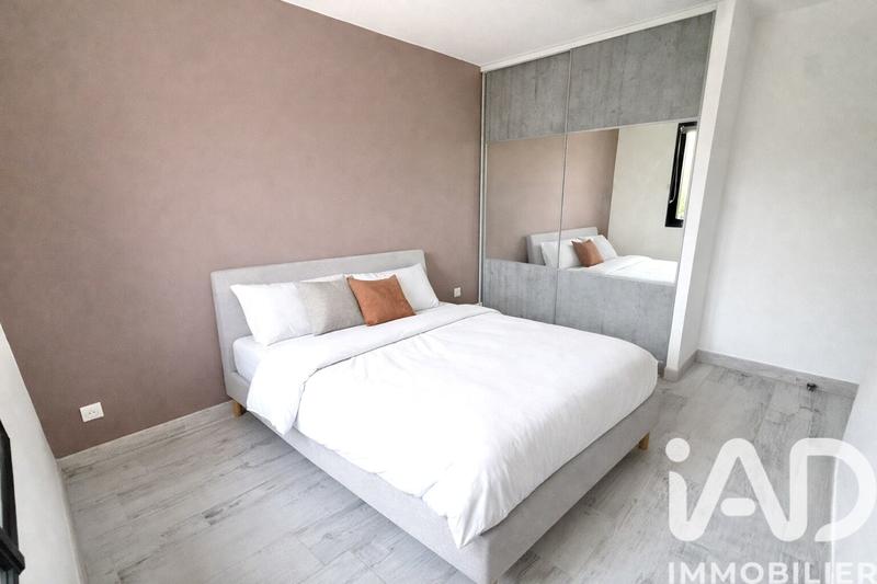 Maison - 91 m² - 5 pièces
