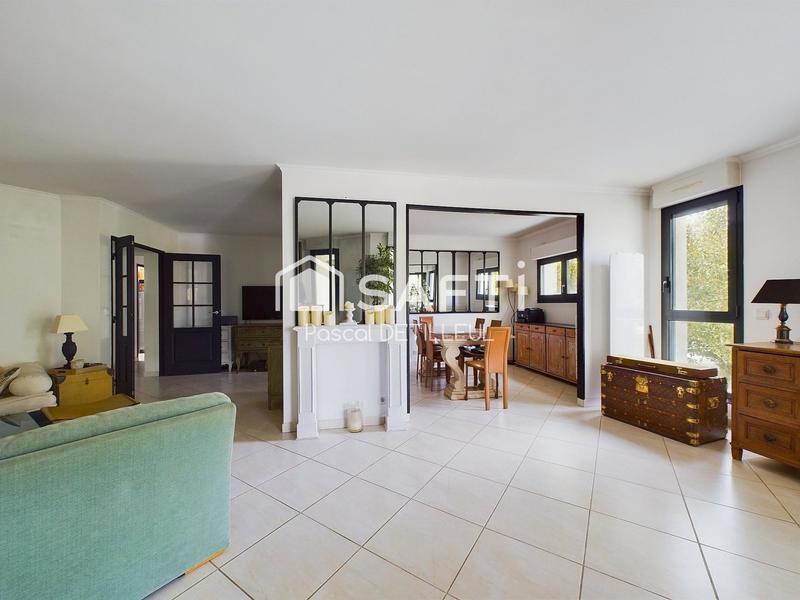 Appartement - 145 m² - 7 pièces